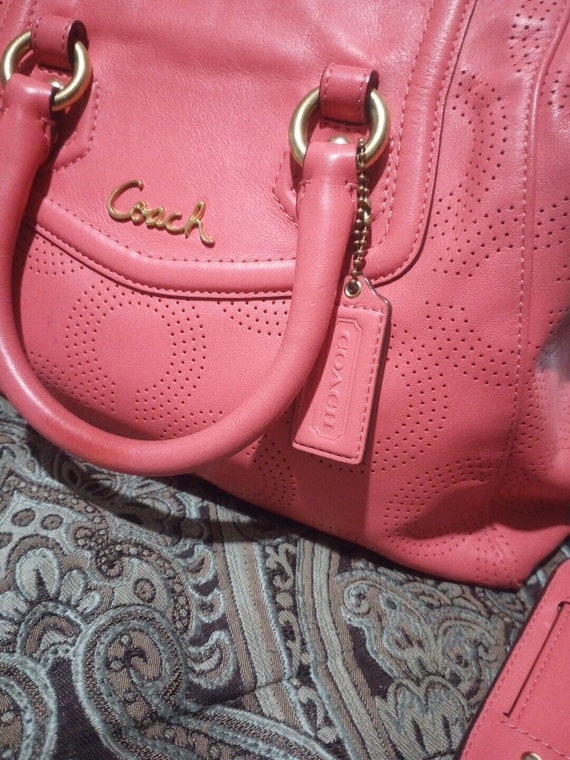 Coach OP Pink Leather ASHLEY SIGNATURE Handbag Sa… - image 9