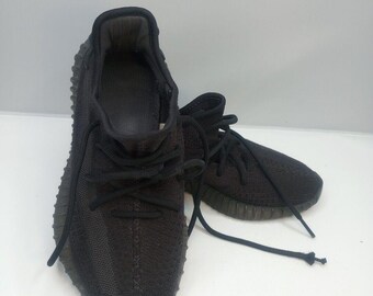 yeezy 350 v2 adults black