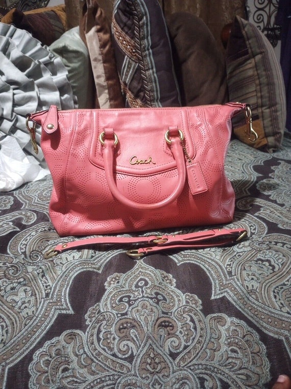 Coach OP Pink Leather ASHLEY SIGNATURE Handbag Sa… - image 2