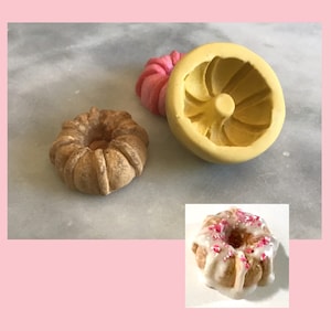 Miniature Bundt Cake Food Safe Flexible Silicone Mold For Dollhouse Kitchen Or Bakery