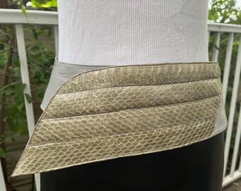 Vintage WCM New York Snakeskin / Python Belt in Blue and  display picture 1