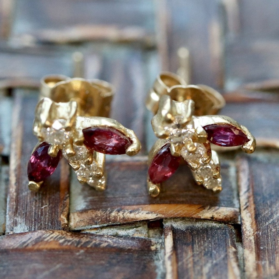 Flutter 14k Gold, Ruby and Diamond Earrings - Etsy