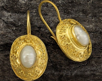 Mogul Pearl Earrings