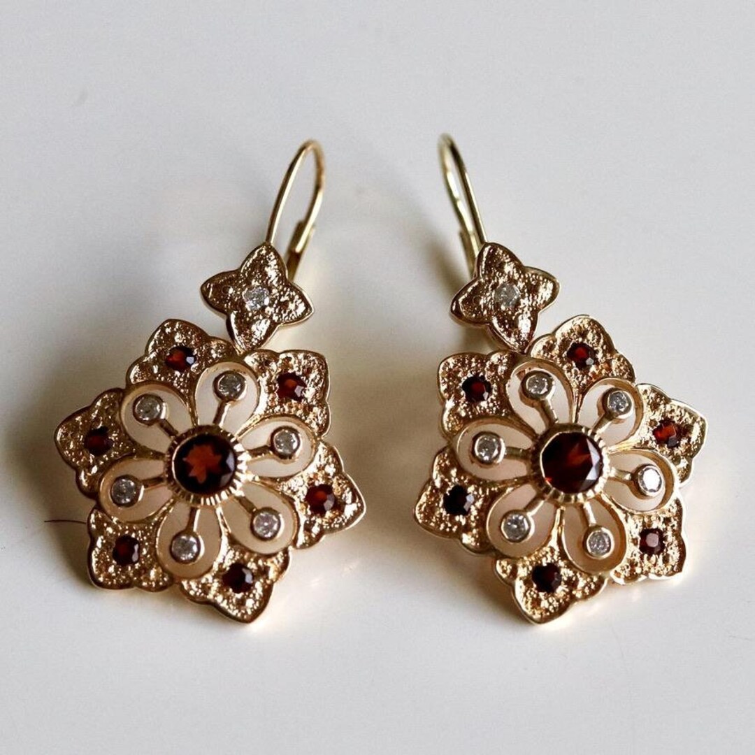 Snowflake 14k Gold Garnet and Diamond Earrings - Etsy