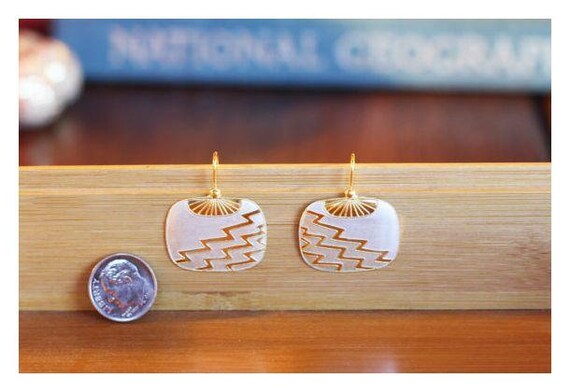 Square Zig Zag Enamel in White - image 2