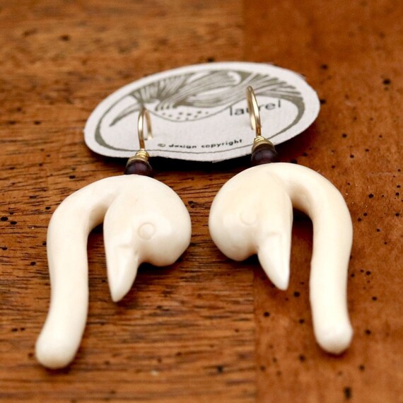 Vintage Laurel Burch Swan Gold-Plate Earrings - image 3