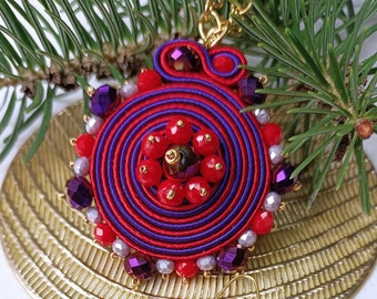 Red and purple medallion necklace soutache, soutache jewels, woman soutache pendant necklace, christmas gift necklace, round pendant