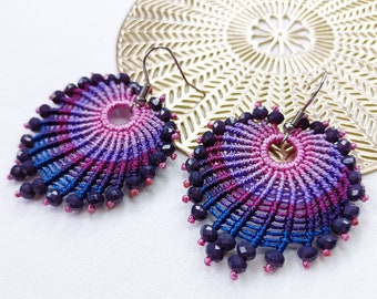 Plum, wisteria and pink peacock tail macramè earrings, macramè jewels, made in Italy jewels, dangle earrings, christmas woman gift, jewels