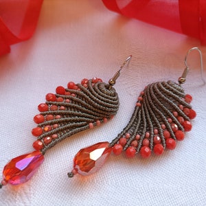 Brown and coral red knot Angel Wings earrings, macramè earrings, macramè jewels, italian jewels, drop earrings, christmas woman gift idea image 10