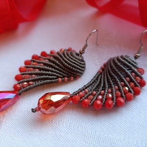 Brown and coral red knot Angel Wings earrings, macramè earrings, macramè jewels, italian jewels, drop earrings, christmas woman gift idea image 6