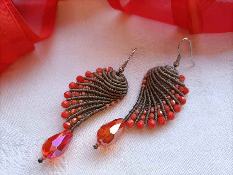 Brown and coral red knot Angel Wings earrings, macramè earrings, macramè jewels, italian jewels, drop earrings, christmas woman gift idea image 5