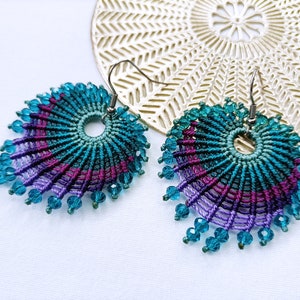Tail, plum and violet peacock tail macramè earrings, macramè jewels, made in Italy jewels, dangle earrings, christmas woman gift, jewels image 3