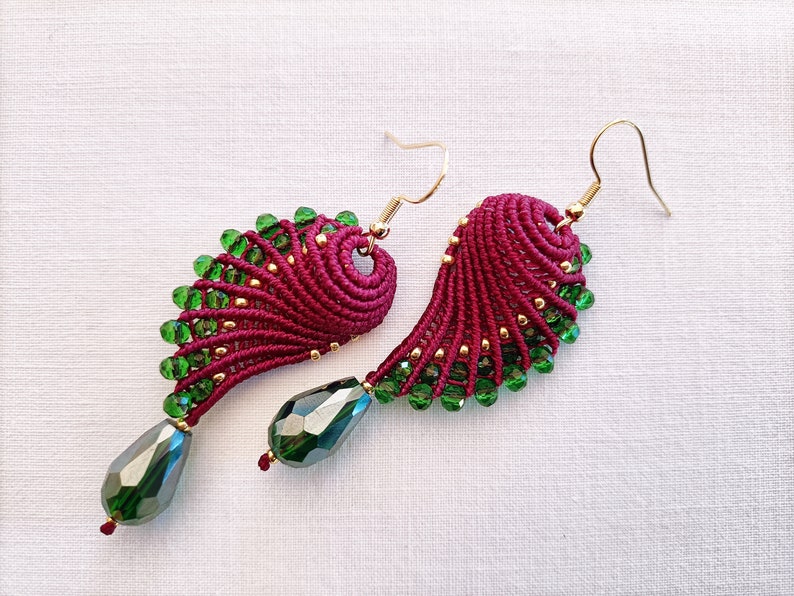 Wing-shaped macramé earrings in wine and dark green colours, macramé jewellery, pendant earrings, Italian jewellery, Christmas gift image 6