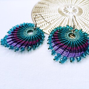 Tail, plum and violet peacock tail macramè earrings, macramè jewels, made in Italy jewels, dangle earrings, christmas woman gift, jewels image 4