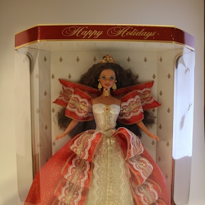 1997 Happy Holidays Barbie - Special Edition (#17832) Brunette Vintage NRFB