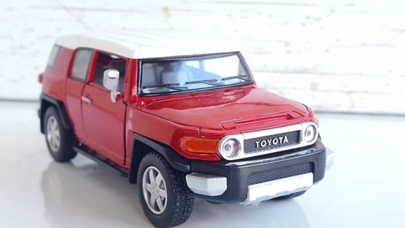 toyota fj cruiser toy car