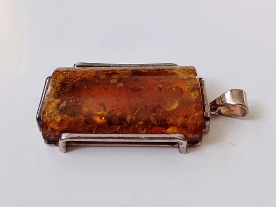 Fabulous Rectangular Amber Pendant - image 3