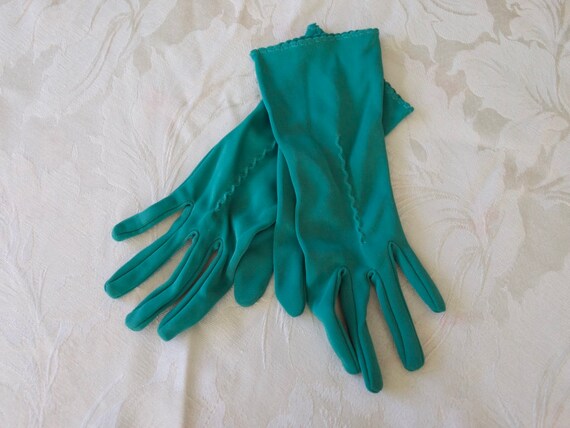 green formal gloves