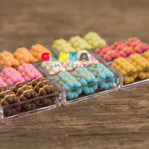 Poppenhuisminiaturen Collectie kleurrijke Pon De Ring Donut Snoepjes Banketbakkerijdecoratie