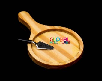 Dollhouse Miniatures Wooden Pizza Pan with Handle and Metal Spatula - 1:12 Scale