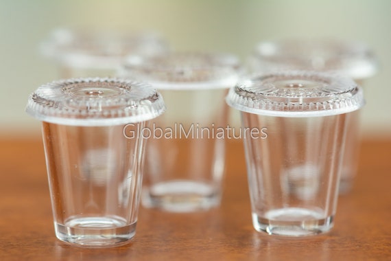 Miniature Clear Cups with Lids 1:6 Scale, Dollhouse Drink Supply, DIY Miniature Boba Tea Craft Component