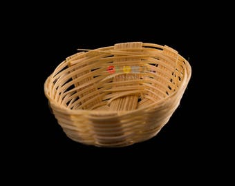 Dollhouse Miniatures Handcrafted Bamboo Vintage Oval-Shaped Wicker Fruit Vegetable Basket Home Decoration Supply