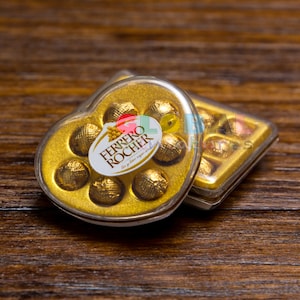 Dollhouse Miniatures Box of Chocolate Ball