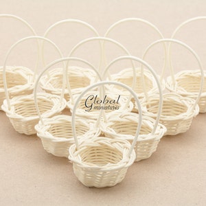 10pc/Set - Dollhouse Miniatures Handcrafted Rattan White Round Braided Picnic Basket + Holder