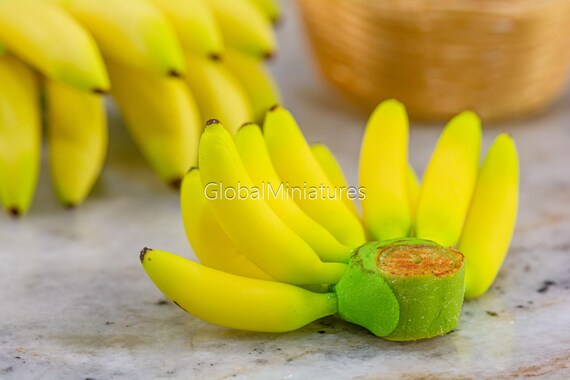 1:12 Scale Dollhouse Miniatures – Bunch of Banana Tropical