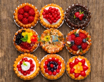 Miniature Raspberry and Cherry Fruit Tart Set, 1:12 Scale, Dollhouse Bakery Dessert, Realistic Clay Pie Prop