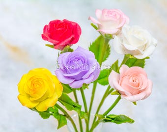 Miniatur Rose, Puppenhaus Blumen, Blumenarrangement im Maßstab 1: 6, realistisches Diorama Zubehör für Barbie