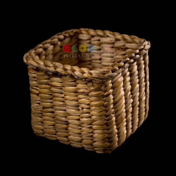 Handmade Vintage Hot Air Ballon Square Weaving Lattice Rattan Wicker Baskets