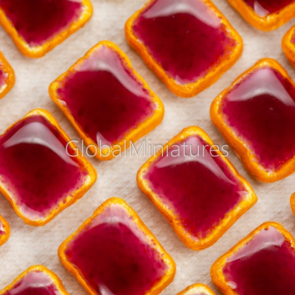 Dollhouse Miniatures Pain Blanc Toast et Confiture de Myrtille Marmelade Petit Déjeuner Repas Décoration Alimentaire