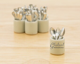 Puppenhaus Miniatur-Tellerset Aus Porzellan – Mit Besteck (Silber) Für Puppenküche & Deko