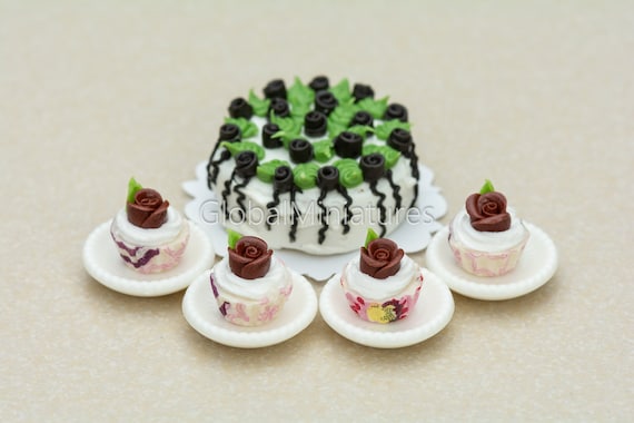 Dollhouse Miniatures Fancy Cup Cake Colourful Rose Topping