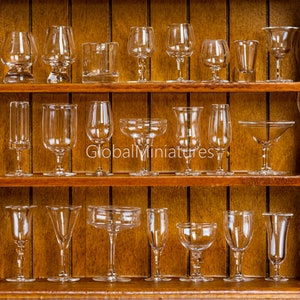 Puppenhaus Miniaturen Sammlung von Kristall klare Glaswaren Wein, Champagner, Whisky Glas Diorama Bar Party Lounge Dekoration