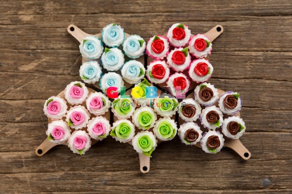 Dollhouse Miniatures Fancy Cup Cake Colourful Rose Topping