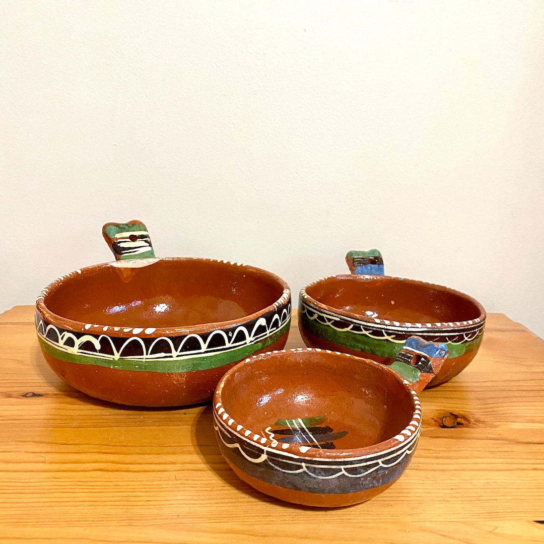 Vintage Mexican Red Clay Bowl Pottery Stacking Nesting Set of 3 Mint