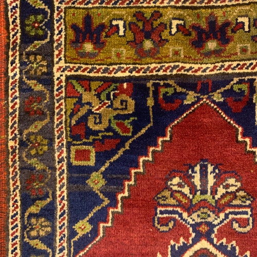 51”x24” Vintage Short runner Rug shops 130x061 cm