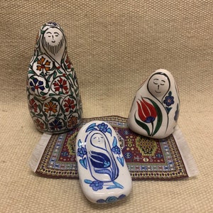 Nativity set, Manger Scene, Holy family with Christmas colors