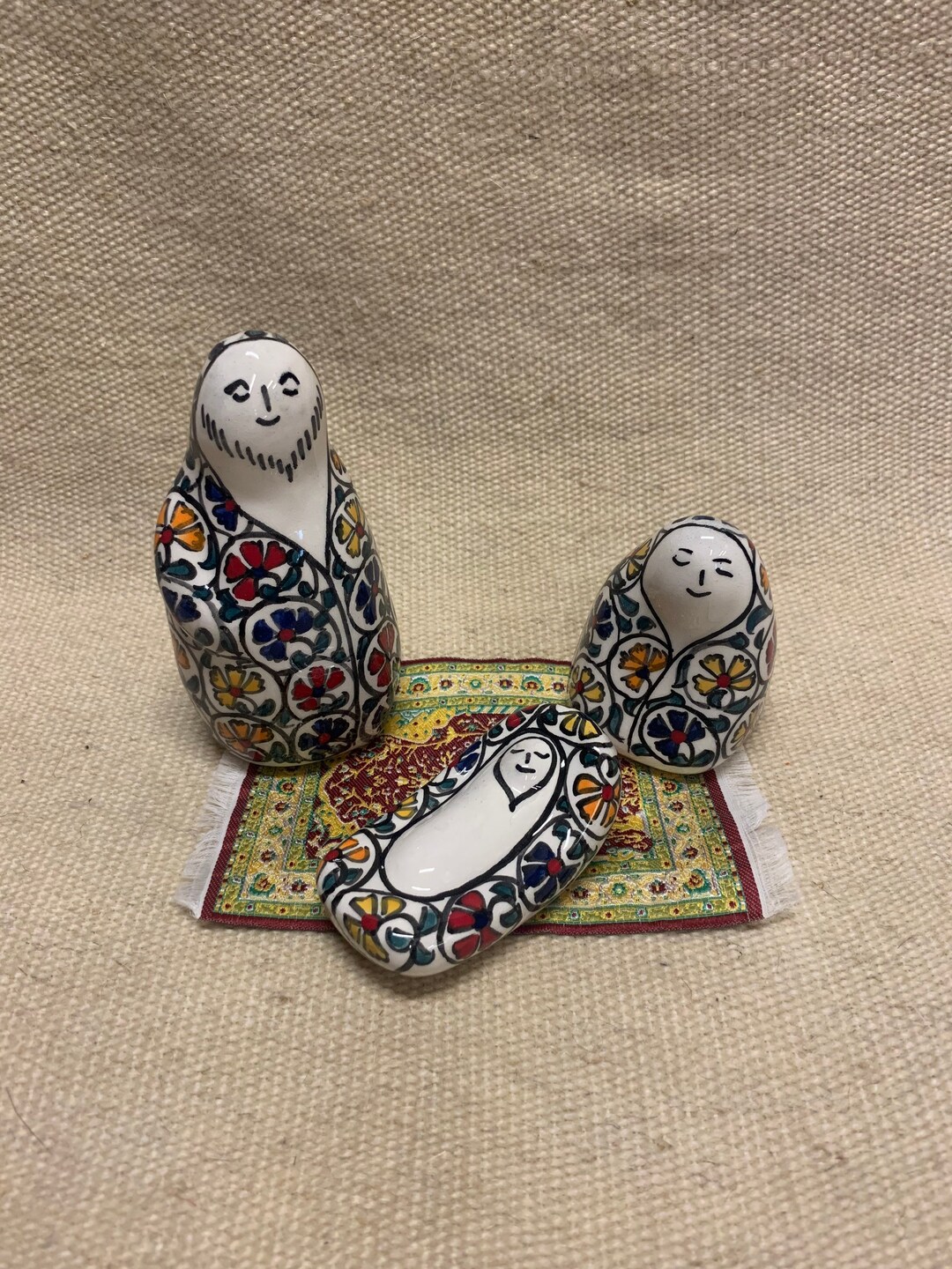 Nativity Set ,manger Scene, Holy Family With Christmas Colors - Etsy