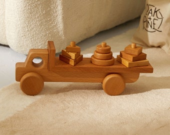 Stapelwagen mit Geometrischen Formen / Hölzerner LKW mit Geometrischen Blöcken / Montessori / Waldorf