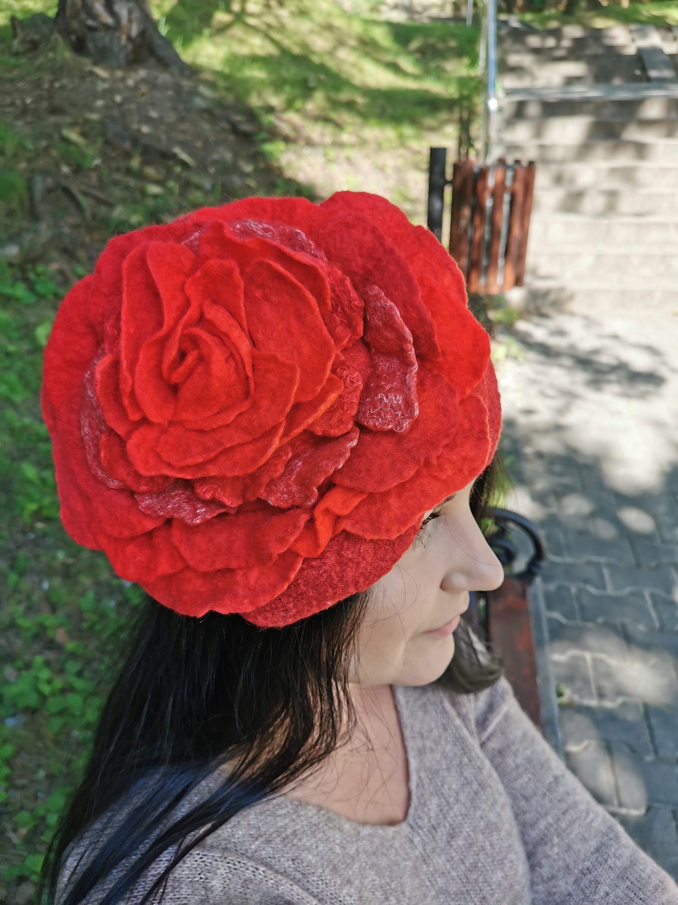Red Rose Flowery Hat Girl With a Red Hat Cloche Cap Merino Etsy Ireland