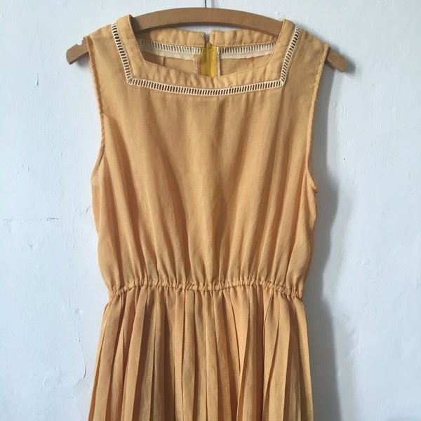 Vintage Summerdress yellow 36 (EU ) / S, Pleated skirt, Sommerkleid
