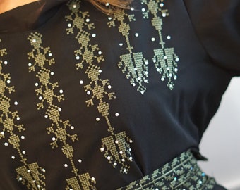 Palestinian Lightweight Black Long Sleeves Thobe Dress with Machine Embroidery and Stretchy Polyester Underlayer