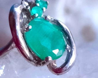 anillo de plata esterlina 925 con esmeralda natural sin calentar