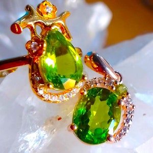 Colgante y anillo chapado en oro de plata esterlina 925 con peridoto natural tamaño 6 3/4