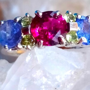 natural rhodolite garnet, tanzanite and peridot 925 silver sterling ring size 9
