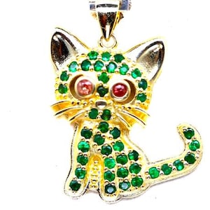 nice cat with natural tsavorite and pink sapphire 925 silver sterling golden plate 3,5 cm long pendant