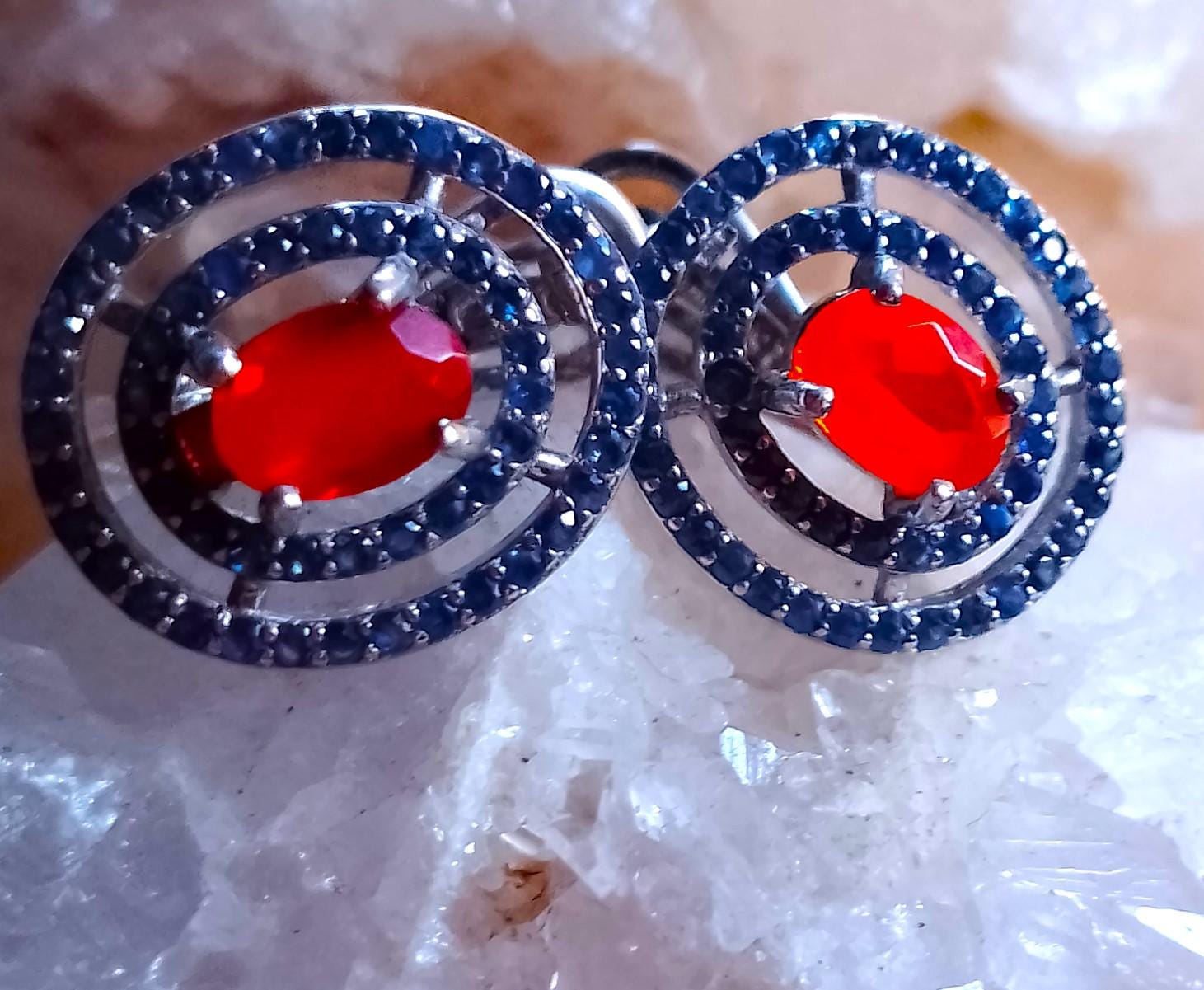 Boucles D'oreilles En Argent 925 Avec Opale De Feu Et Saphir - Fait Main - GemsPorium